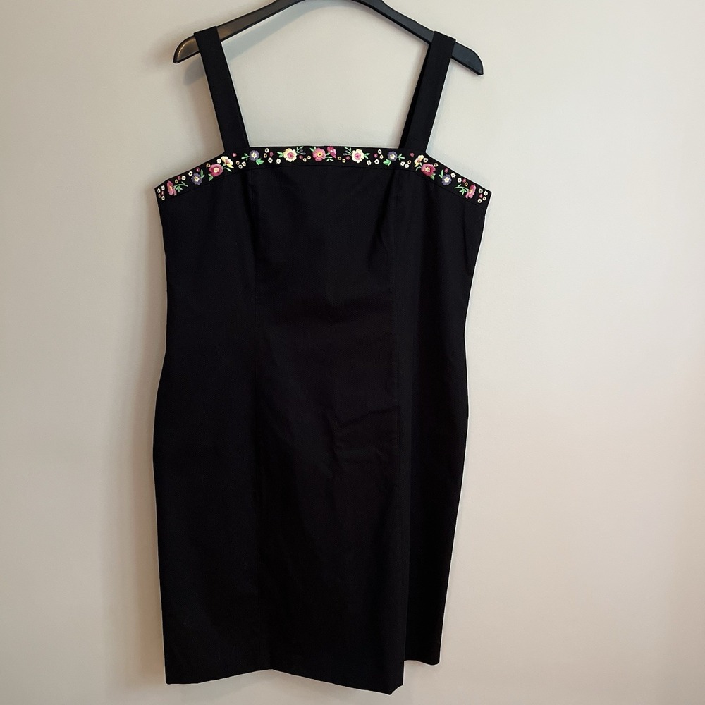 VTG ANNIE ALEXANDER 90's Y2K Black Embroidered Floral Straight Dress Size 16